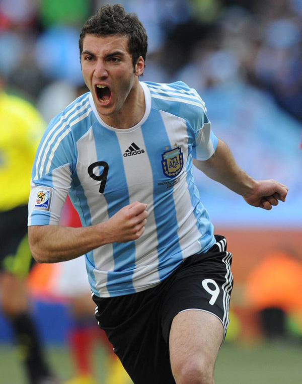 足球专业术语-帽子戏法意思介绍