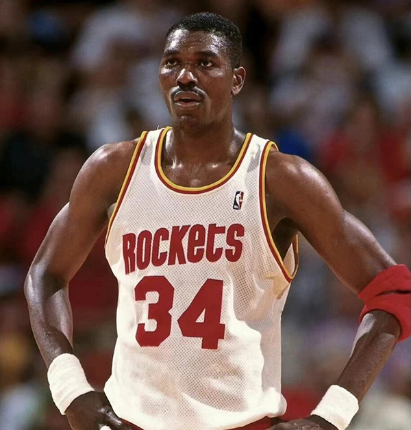 NBA休斯顿火箭队史杰出选秀:辉煌征程的璀璨之星