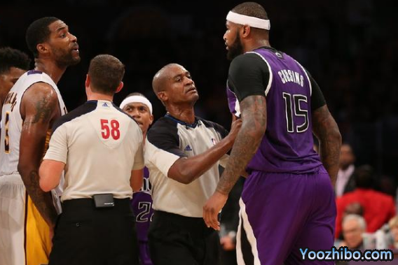 考辛斯第一中锋头衔是怎么回事?