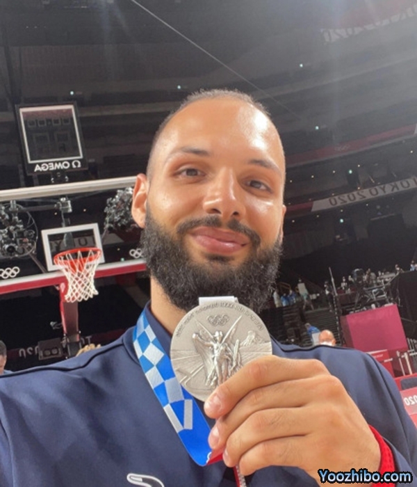 埃文-富尼耶个人详细资料简介