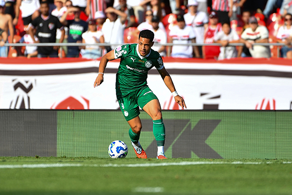 3000万欧转会<a href=/zuqiuxg/barcelona/ target=_blank class=infotextkey>巴萨</a>一年就被卖，20岁罗克回巴甲8场8球正名！