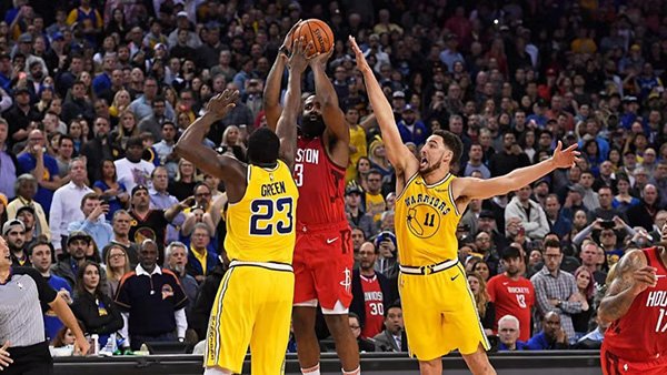 NBA十佳瞬间:2022-23赛季精彩进球回顾